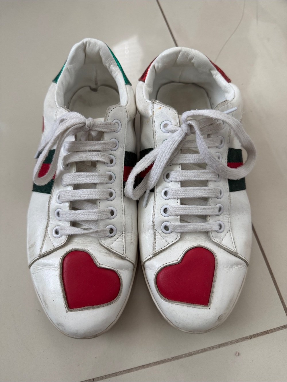 Gucci White Leather Sneakers with Red Heart Accents and Green-Red Web Stripe